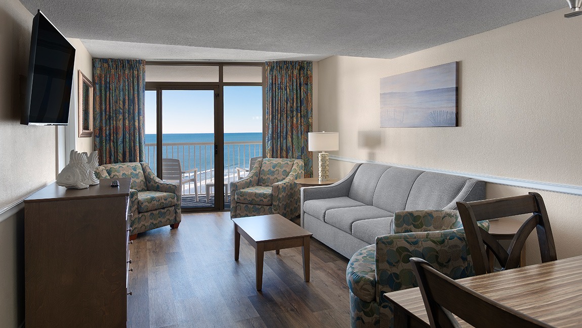 Oceanfront 2 Bedroom Condo - Living Room
